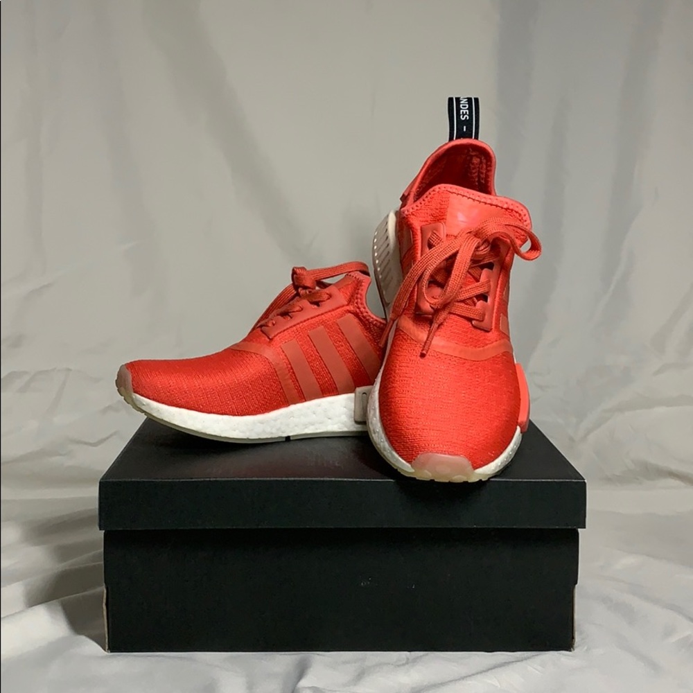 Women’s “Trace Scarlet” Adidas NMD R1